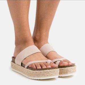 New Madden Girl Cream/Tan Color Sandals